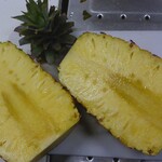 生鮮食品館サノヤ - 台湾パイナップル