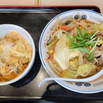 Yamada Udon - 野菜たっぷり味噌ラーメン(630円)/ミニかき揚げ丼(350円)