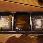 NAMAIKI - ｢伊賀牛の大トロ炙り肉寿司｣の調味料