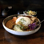 焼鳥れっとり - おばんざいとチキンカレー