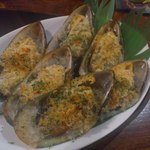 パーナ貝のガリバタ焼き