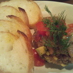 フォセッタ - マグロとアボカドのタルタル