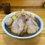 麺屋 しん蔵 - 限定 ガッツリ系 800円 味玉 100円