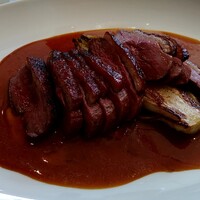 レストラン アルティザン（restaurant Artisan） - 私のメイン　マグレ鴨ローストオレンジソース⭐️甘ったるいソースではなくて、オレンジの皮の苦味とアンディーブの苦味、２つの苦味を合わせた大人のオレンジソース⭐️❤️