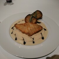 メゾン ポール・ボキューズ - 甘鯛のポアレ　ジャガイモのクリスティアン