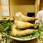 富小路 やま岸 - ◎物集女産のたけのこは柔らかく、えぐみがない。アク抜きせずに食べられる。