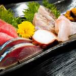 Assorted seasonal fish and sashimi