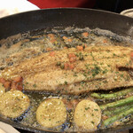 ブラッスリー・ヴィロン - 看板メニュー、ドーバーソールのムニエル。