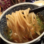 麺屋一燈 - ガッツンガッツン、脳髄まで響き渡り、突き抜けるｲﾝﾊﾟｸﾄにシバかれます！！