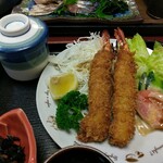 お食事処 さかゑや - エビフライ