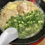 油屋 - ラーメン 五〇〇円＋ねぎ増し(？)＝500円