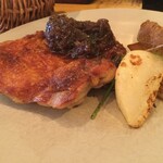 アティコドス - 皮の焼き加減も絶妙です