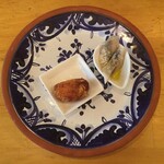 アティコドス - 前菜のタパス　イワシのマリネも美味しい