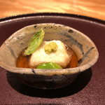 馳走 啐啄一十  - 新蓮根(熊本県産)の揚げ餅、乾燥蕗の薹&空豆添え
      →ここで少し緩急をつけて…新蓮根の揚げ餅でカリッと食感も楽しみつつ口直し！とは言ってもこんな甘さ溢れる空豆には巡り合った事がありません！