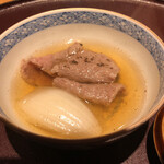 馳走 啐啄一十  - 貴重な榊山牛のこれまた贅沢な平野大将のスペシャル出汁でのしゃぶしゃぶ！榊山牛は口の中で解けていきます♪そして何と言ってもこのお出汁！これはもしかするとお出汁を楽しむお料理かと♫旨い！