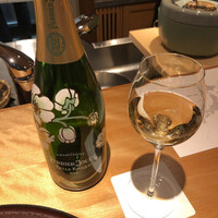 馳走 啐啄一十  - ペリエ・ジュエ・ベル・エポック2012
                    →200年を超える伝統と革新的な美しいアネモネのボトルとすっきりと洗練された味わい♪
                    幹事様！有難うございます！