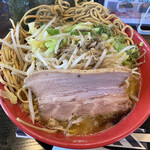 拉麺 阿吽 - 野菜焼拉麺 825円(税込)