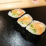 すし 良月 - 赤貝のひもきゅう巻き