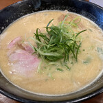 弘雅流製麺 - 鶏骨の醤油ラーメン