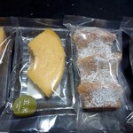 ココトモファーム 本社工房直売所 - カットソフト白米(250円税込)、カットソフト玄米(280円税込)、カットハード白米(400円税込)、カットハード玄米(450円税込)