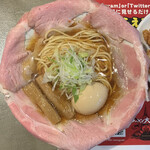 ラーメン大戦争 せんば心斎橋店 - ピストル ¥870