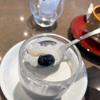 モダンチャイニーズブラッセリ― HALOW - 