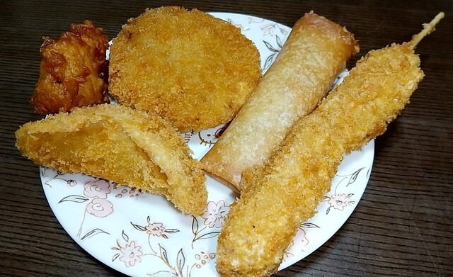 伊藤精肉店 - 中豊（コロッケ）の写真