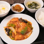 中華料理 成都 - 白身魚の甘酢セット