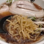 利尻らーめん味楽 - 麺アップ