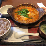 大戸屋 - (新)辛旨 豚キムチ鍋定食 891円(税込980円) 五穀ご飯大盛りに変更 (無料)