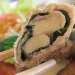 サン カフェ - 工夫された料理に舌鼓