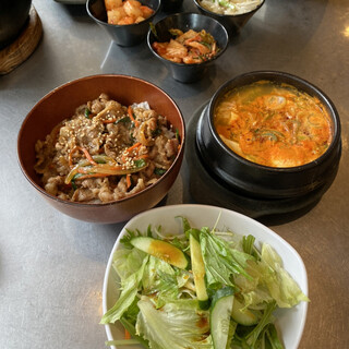 オシャレな空間 渋谷でおすすめの鍋をご紹介 食べログ オシャレな空間 渋谷でおすすめの鍋をご紹介 食べログ