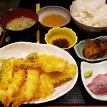 魚菜屋 - 