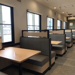 仙台牛たん けやき - テーブル席