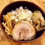 担担麺専門 たんさゐぼう - 料理写真:そぼろ御飯