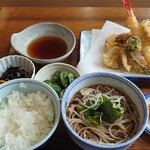 秋月庵 三次郎 - 天ぷら定食　990円