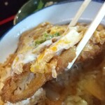 一休庵 - カツ丼のカツの厚み