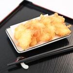 きのこの駅 - 歯ごたえ、コリコリで、きのこの概念を超えた天ぷら