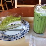 ドトールコーヒーショップ - 料理写真:抹茶ラテ+抹茶と小豆のケーキ