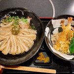 Kansai - きざみうどんと天丼のお昼のセット