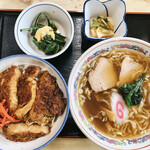 Hatoya Shokudou - ソースカツ丼とミニラーメン