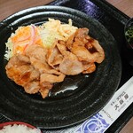 大阪屋 - 豚生姜焼定食