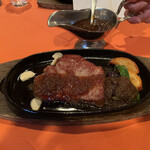 びふてき洋食存じやす - ロースのレア