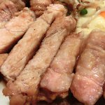 レストラン・サカキ - もち豚のポークジンジャー 1100円 の断面