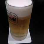 生中（390円）は少し小ぶりのスーパードライ。