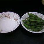 たしや - サービスでいただいた枝豆。