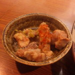 くし焼拾九番 - 付出しの煮込み