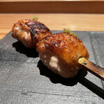 とり茶太郎 - ホロホロ鳥肩