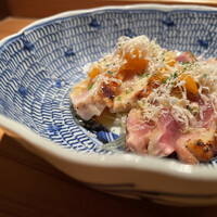 とり茶太郎 - 名古屋コーチン胸たたきとホロホロ鳥胸、刻みマンゴー山山葵掛け