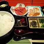 傳 - 鮪と真鯛お茶漬け膳